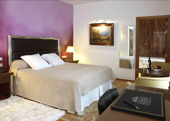 Hotel Mirador De Dalt Vila